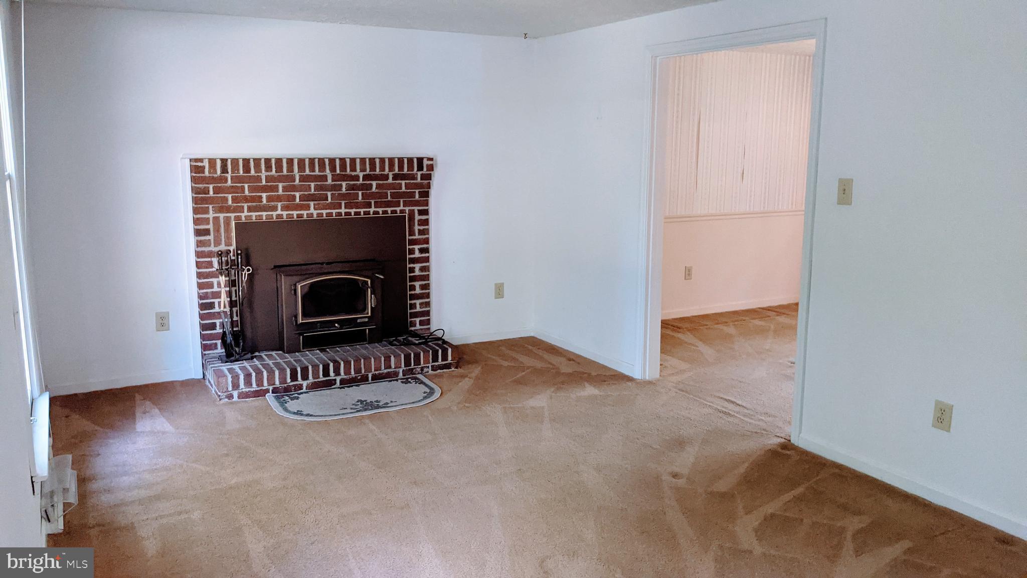 43307 Medleys Neck Road Leonardtown, MD 20650 - Photo 5 of 26 Living Room