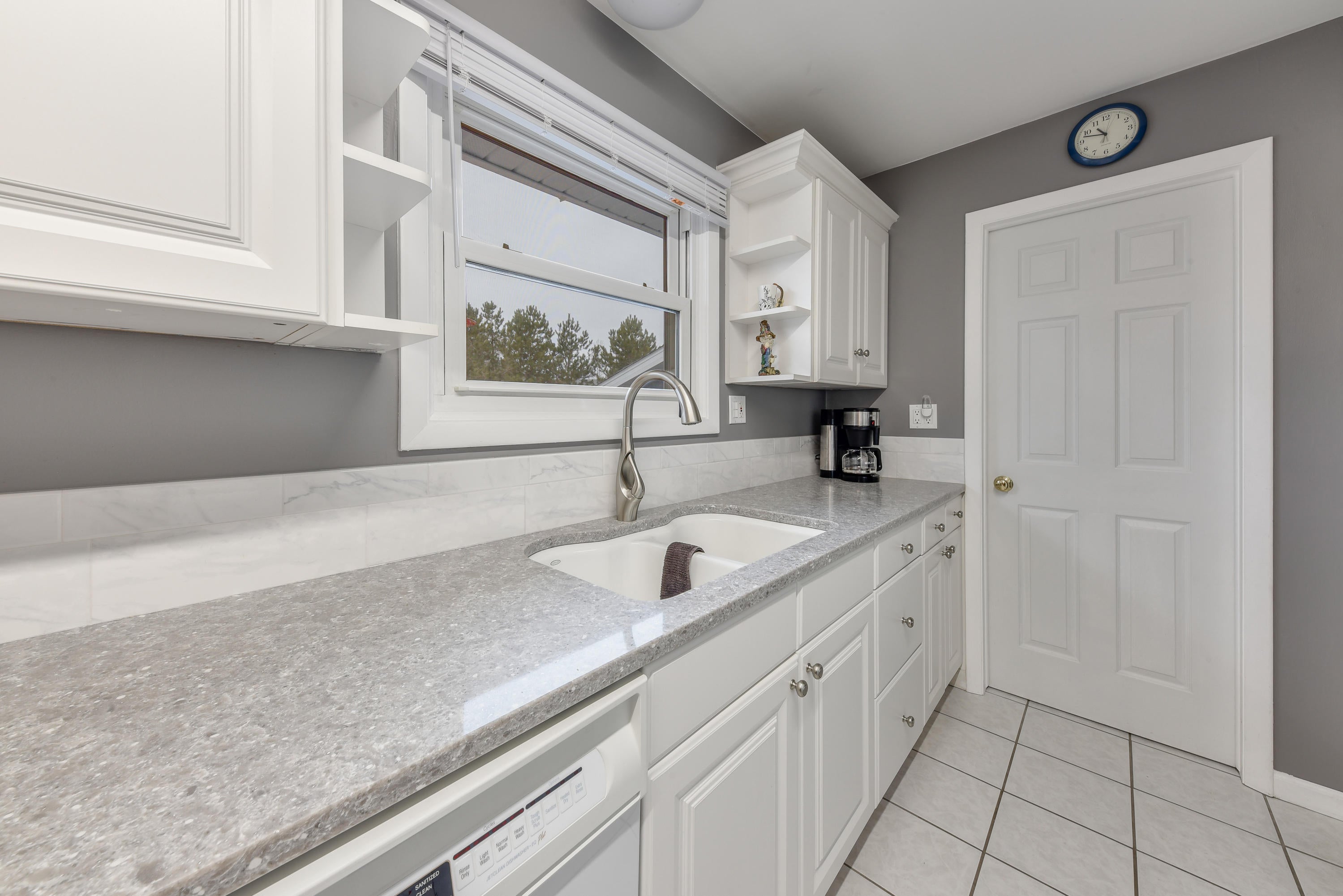 676 Krys Road Gaylord, MI 49735 - Photo 5 of 32 Gallery Image 5
