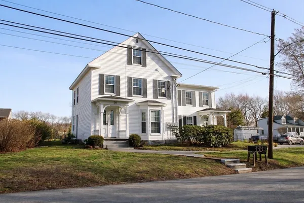 $2,000 | 20 Stow Street, Unit 3, Acton, MA 01720