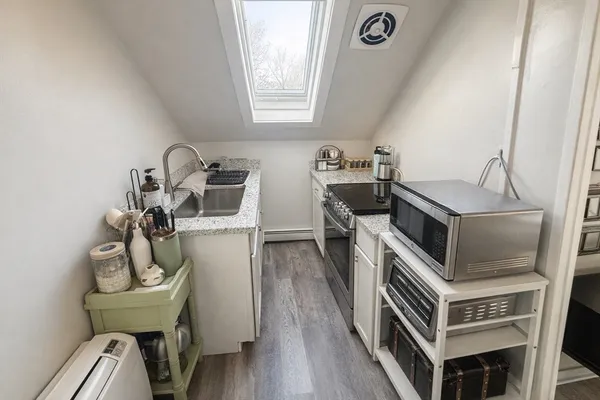 $2,000 | 20 Stow Street, Unit 3, Acton, MA 01720