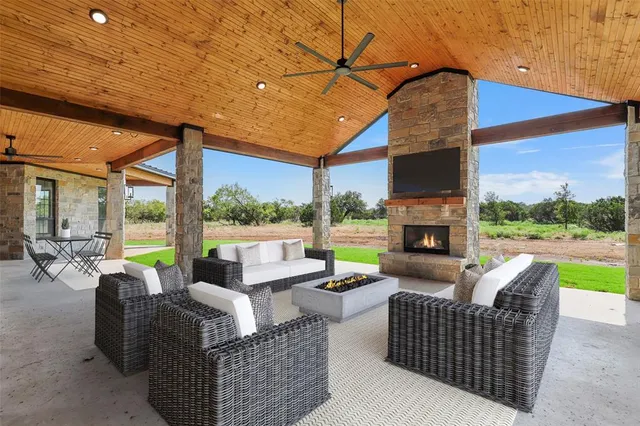 $1,435,000 | 1010 Ranger Ridge Way, Strawn, TX 76475