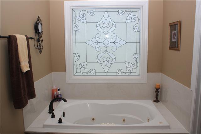 146 Slaughter Pen Road Ardmore, TN 38449 - Photo 14 of 18 Master Bath - Jacuzzi tub and separate tiled shower.