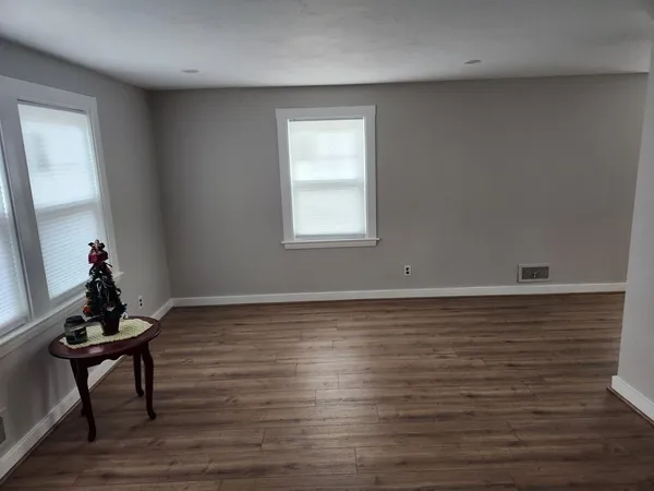 $2,500 | 5 Ray Street, Unit 5, Hopkinton, MA 01748