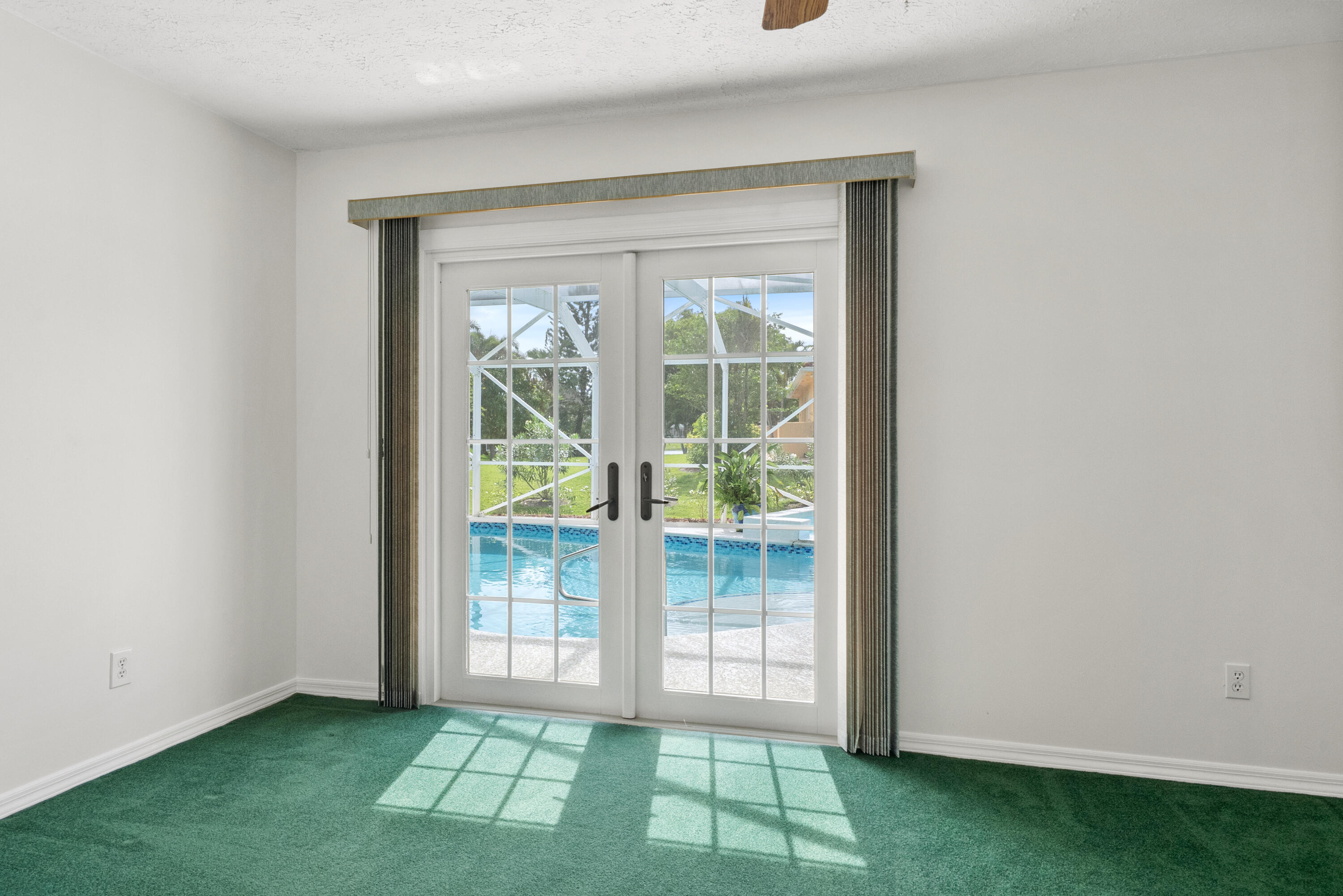 2415 Northwest Cove View Stuart, FL 34994 - Photo 43 of 54 DSC07116