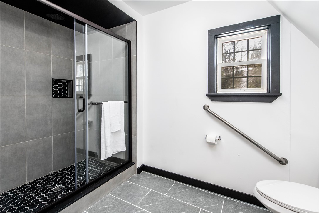 120 Danielson Pike Foster, RI 02825 - Photo 21 of 37