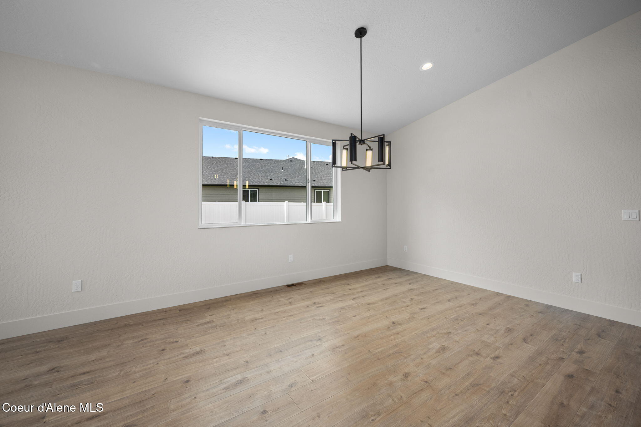 6414 West Frehley Way Rathdrum, ID 83858 - Photo 20 of 48 Dining Area