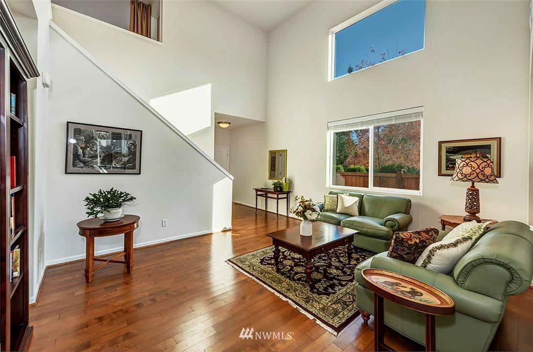 1314 124th Place Southeast Everett, WA 98208 - Photo 10 of 23 a living room with furniture and a window