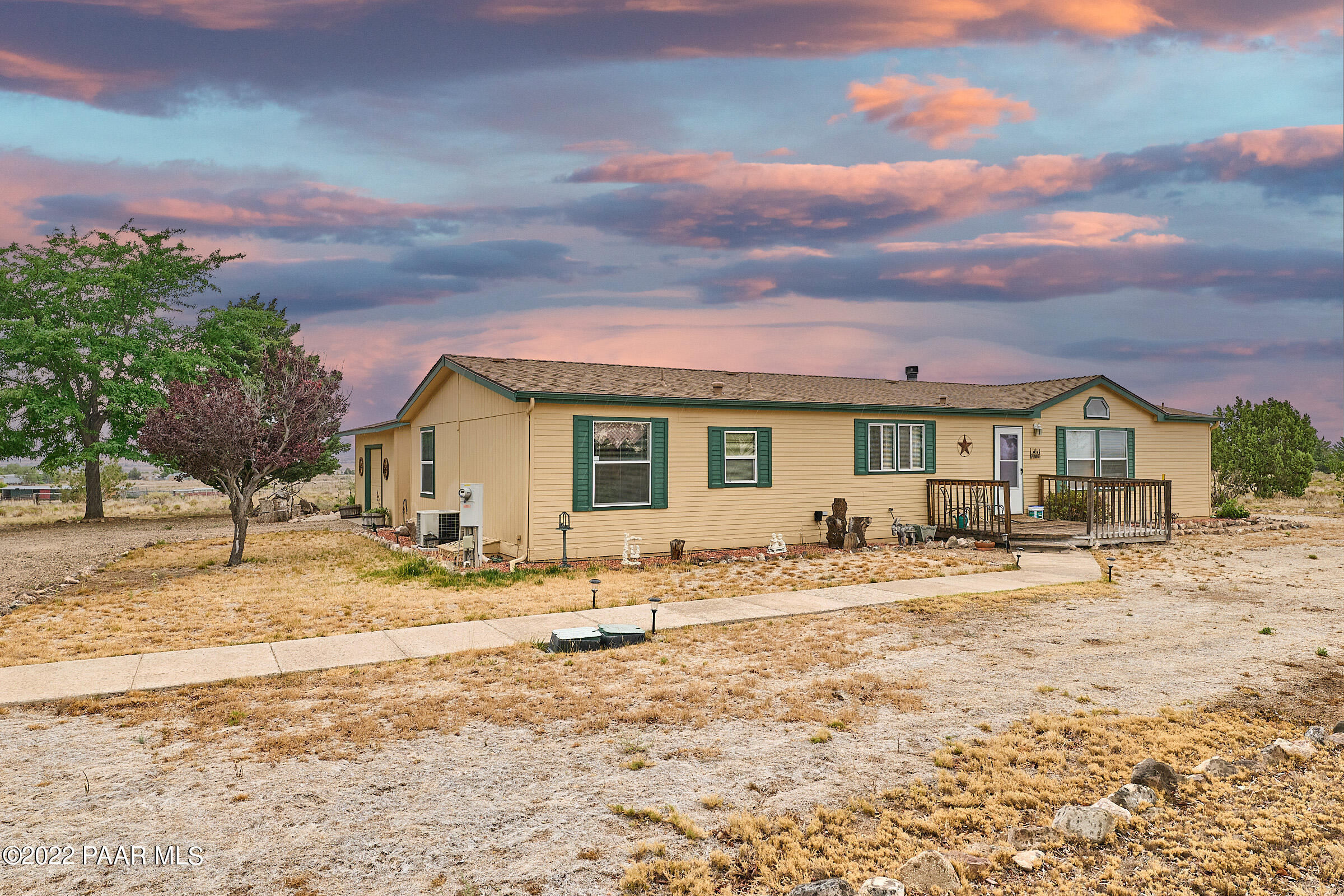 21355 Juniper Ridge Road Paulden, AZ 86334 - Photo 1 of 25 Front of Home