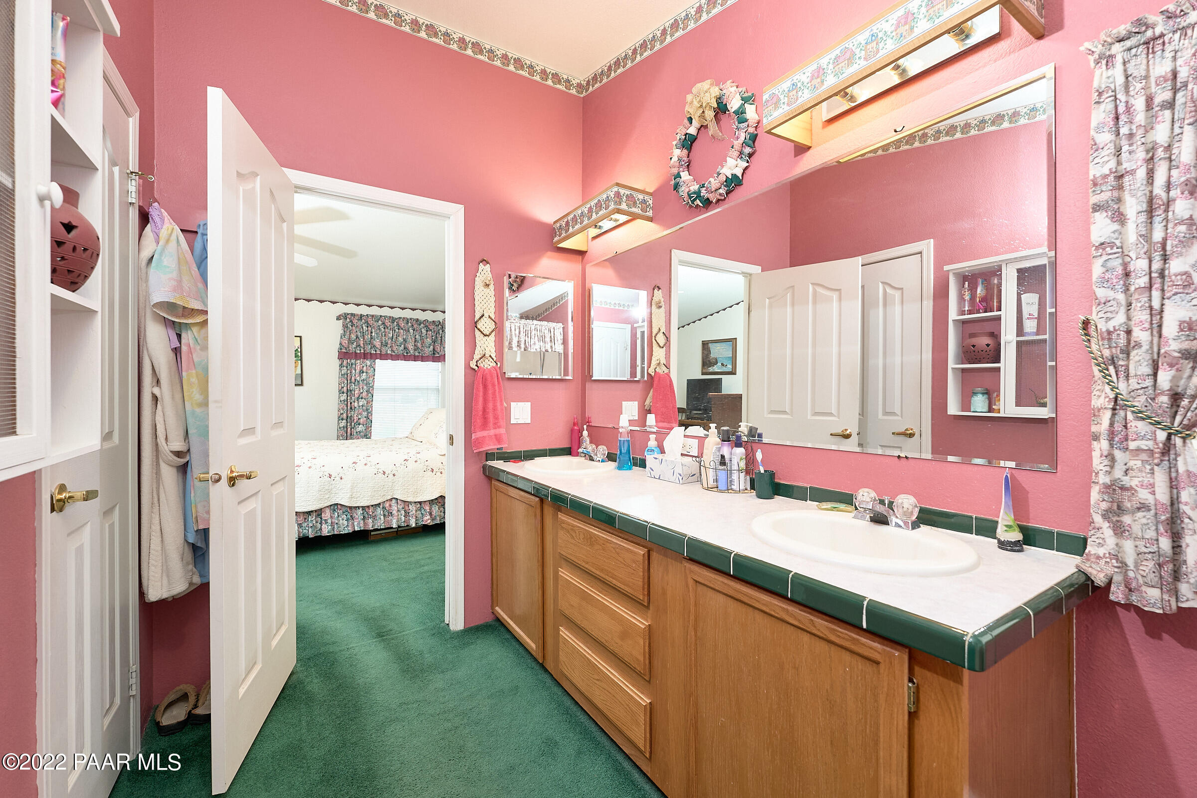 21355 Juniper Ridge Road Paulden, AZ 86334 - Photo 11 of 25 Main Bathroom