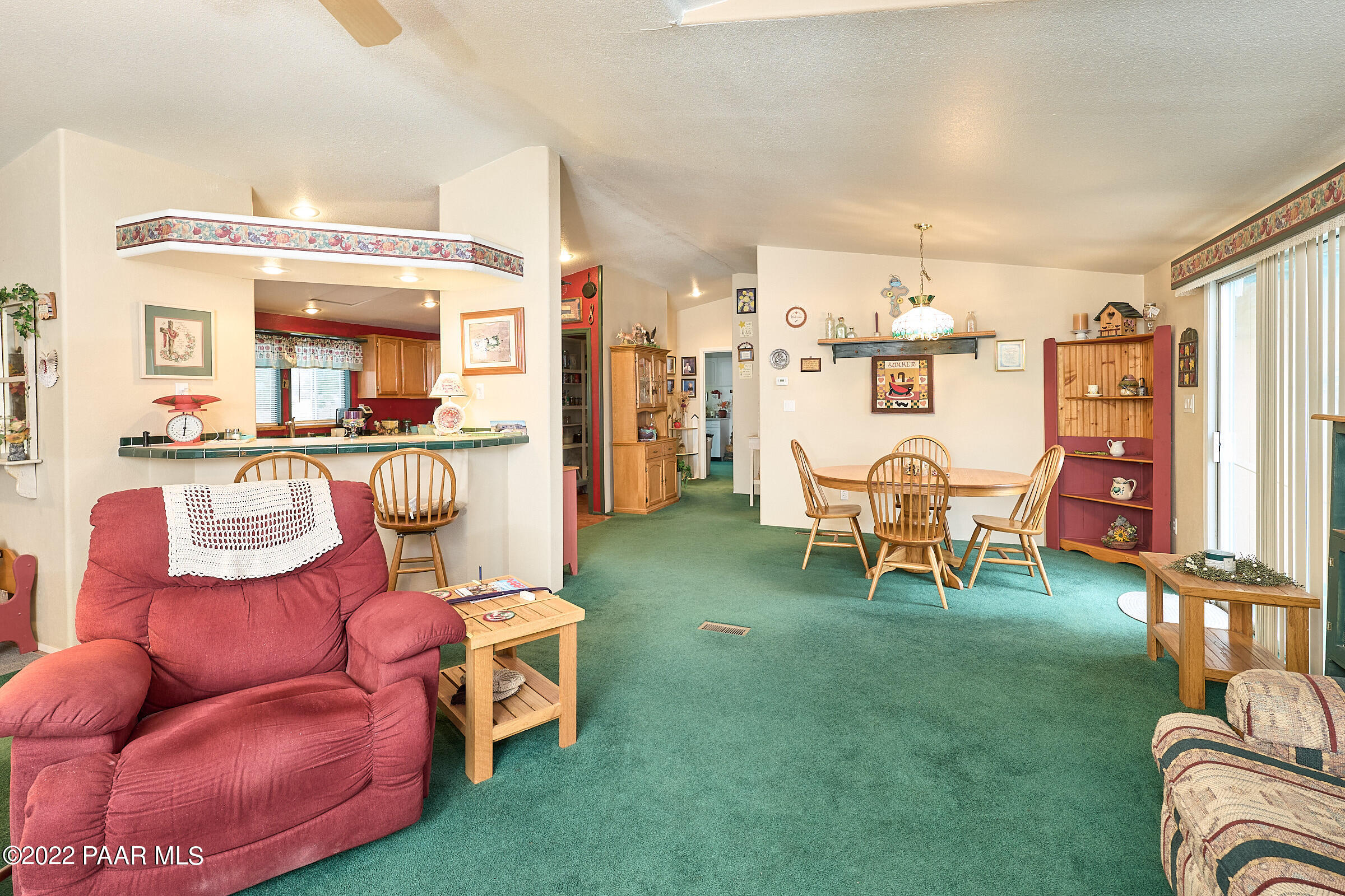 21355 Juniper Ridge Road Paulden, AZ 86334 - Photo 3 of 25 Living room looking to dining area