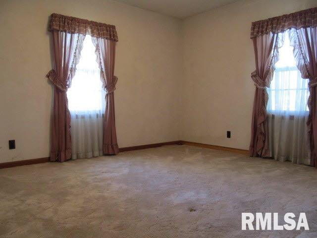 409 Main Street Ina, IL 62846 - Photo 15 of 17