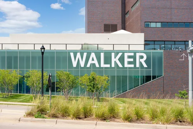 $745,000 | 1212 Douglas Avenue, Minneapolis, MN 55403