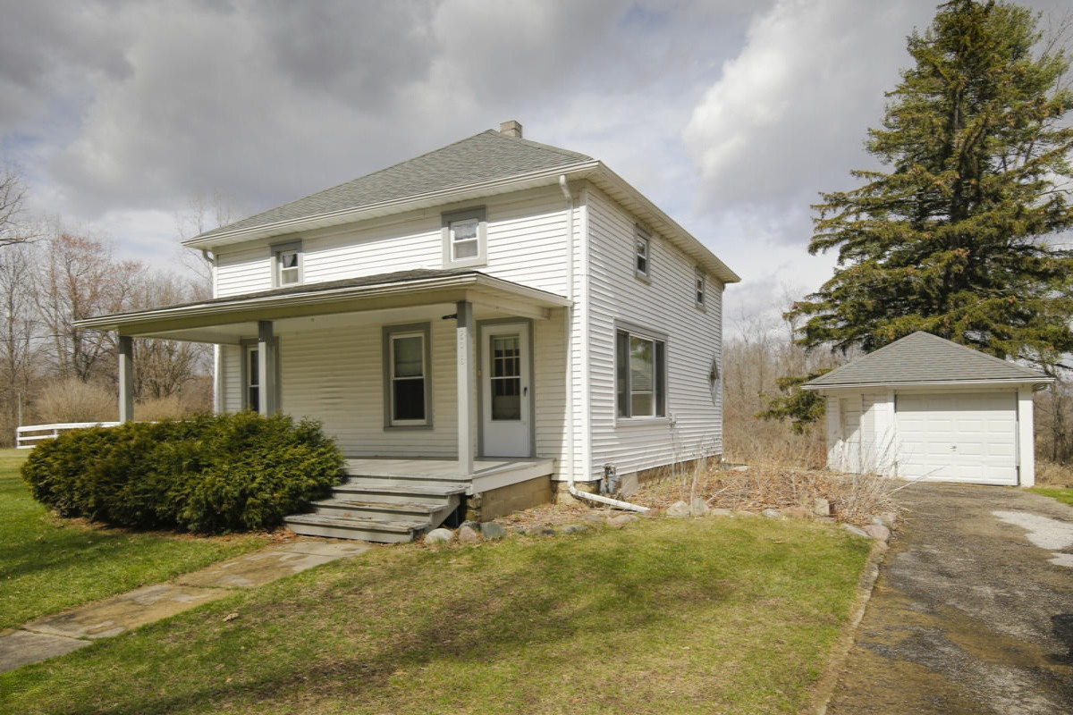 15016 Coon Hollow Road Three Rivers, MI 49093 - Photo 1 of 28 15016 Coon Hollow-101