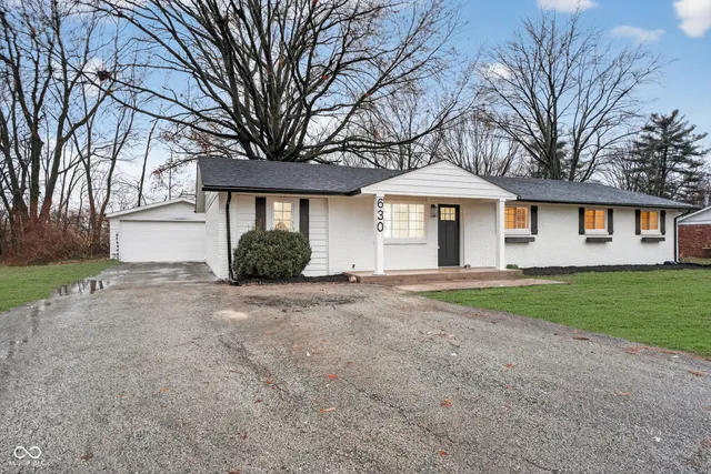 $395,000 | 630 Karen Drive, Zionsville, IN 46077