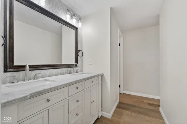 $375,000 | 630 Karen Drive, Zionsville, IN 46077