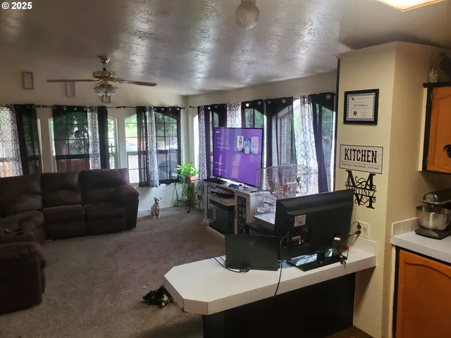 $219,000 | 425 Birch Street, Yoncalla, OR 97499