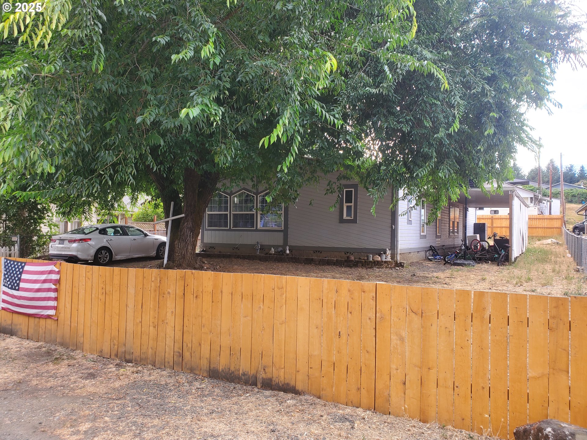 425 Birch Street Yoncalla, OR 97499 - Photo 2 of 28