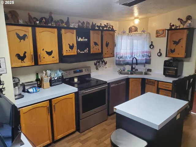 $219,000 | 425 Birch Street, Yoncalla, OR 97499