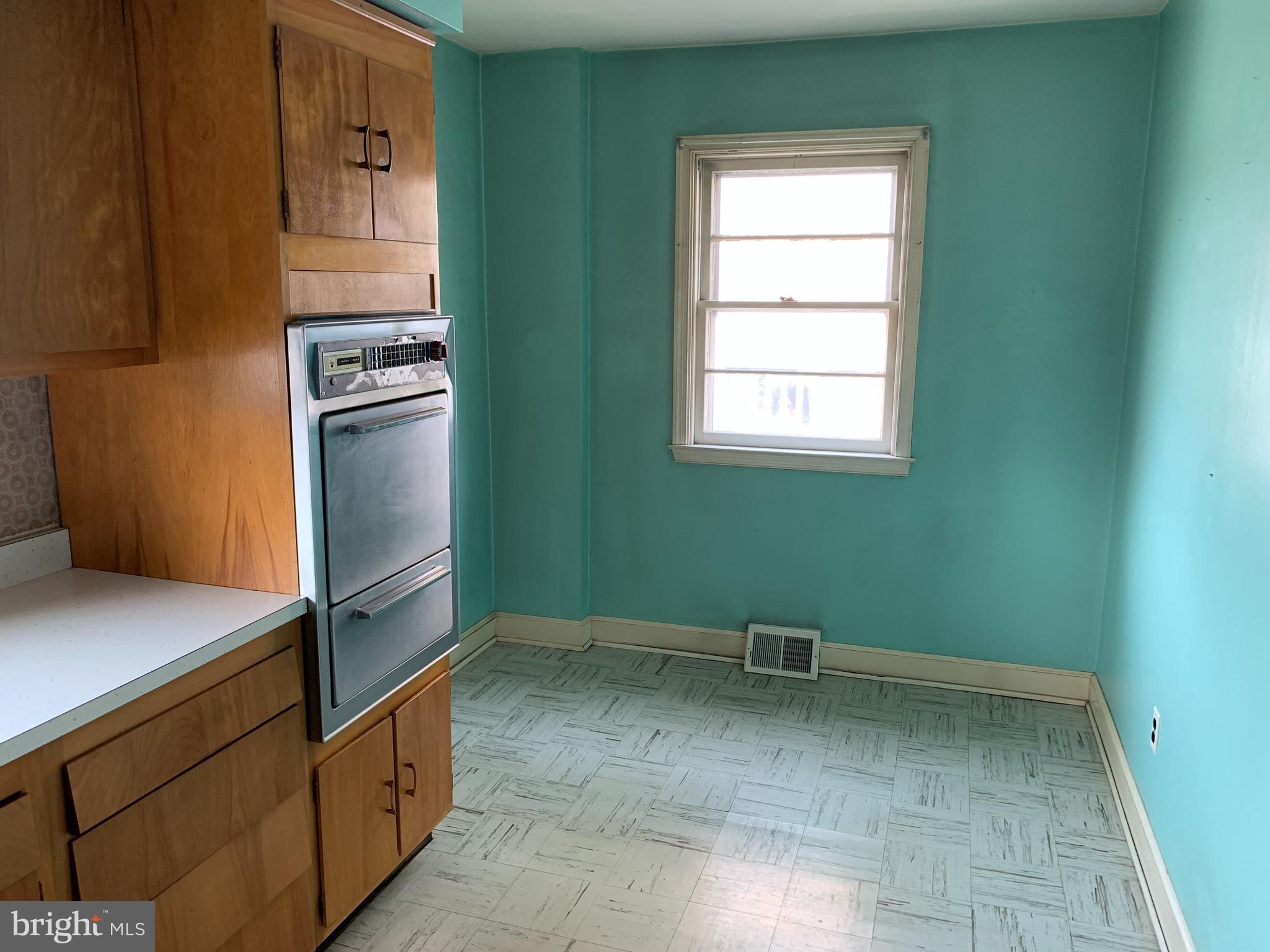 714 Stanbridge Road Drexel Hill, PA 19026 - Photo 8 of 24 Eating Area