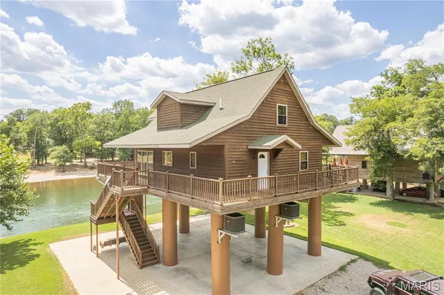 $685,000 | 1901 River Valley Road, Doniphan, MO 63935