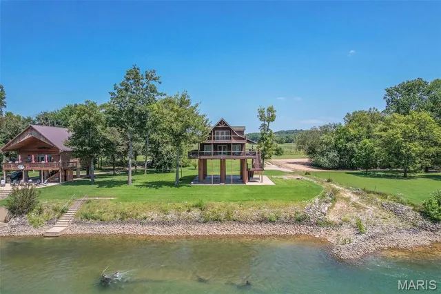 $685,000 | 1901 River Valley Road, Doniphan, MO 63935