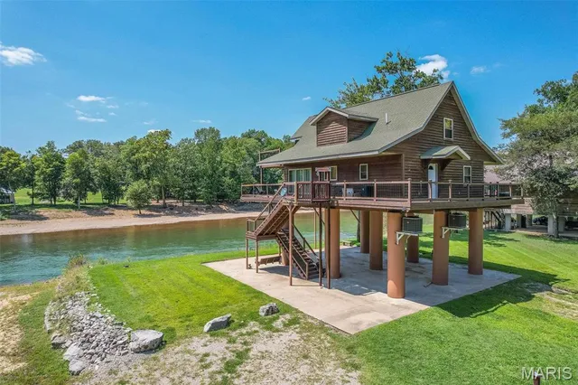$685,000 | 1901 River Valley Road, Doniphan, MO 63935
