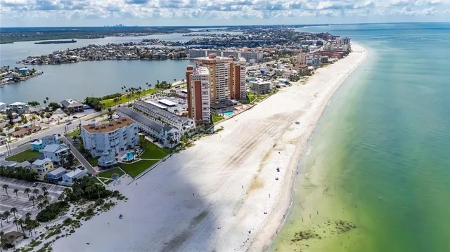 $3,800 | 775 182nd Avenue East, Redington Shores, FL 33708