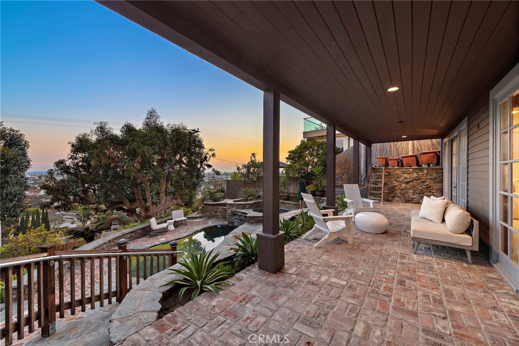 521 Kings Road Newport Beach, CA 92663 - Photo 41 of 48 Gallery Image 41