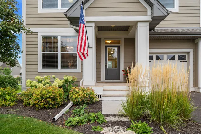 $679,999 | 12570 Foxhill Avenue North, Hugo, MN 55038