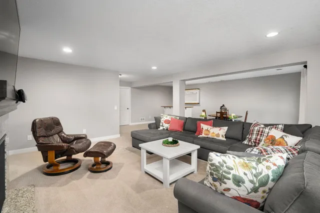 $679,999 | 12570 Foxhill Avenue North, Hugo, MN 55038