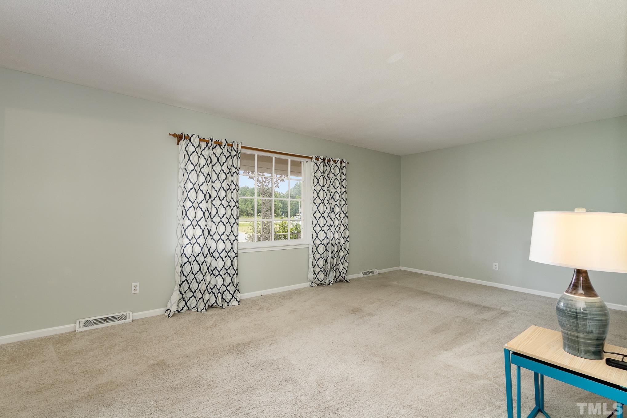 925 Junction Road Durham, NC 27704 - Photo 7 of 28