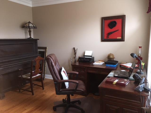 7352 Overbey Road Fairview, TN 37062 - Photo 12 of 21 Office/Den on main floor off Foyer.