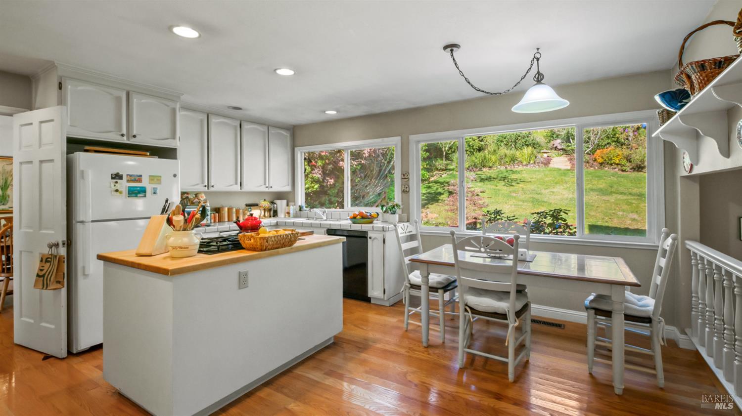 20 Carob Way Novato, CA 94945 - Photo 12 of 39