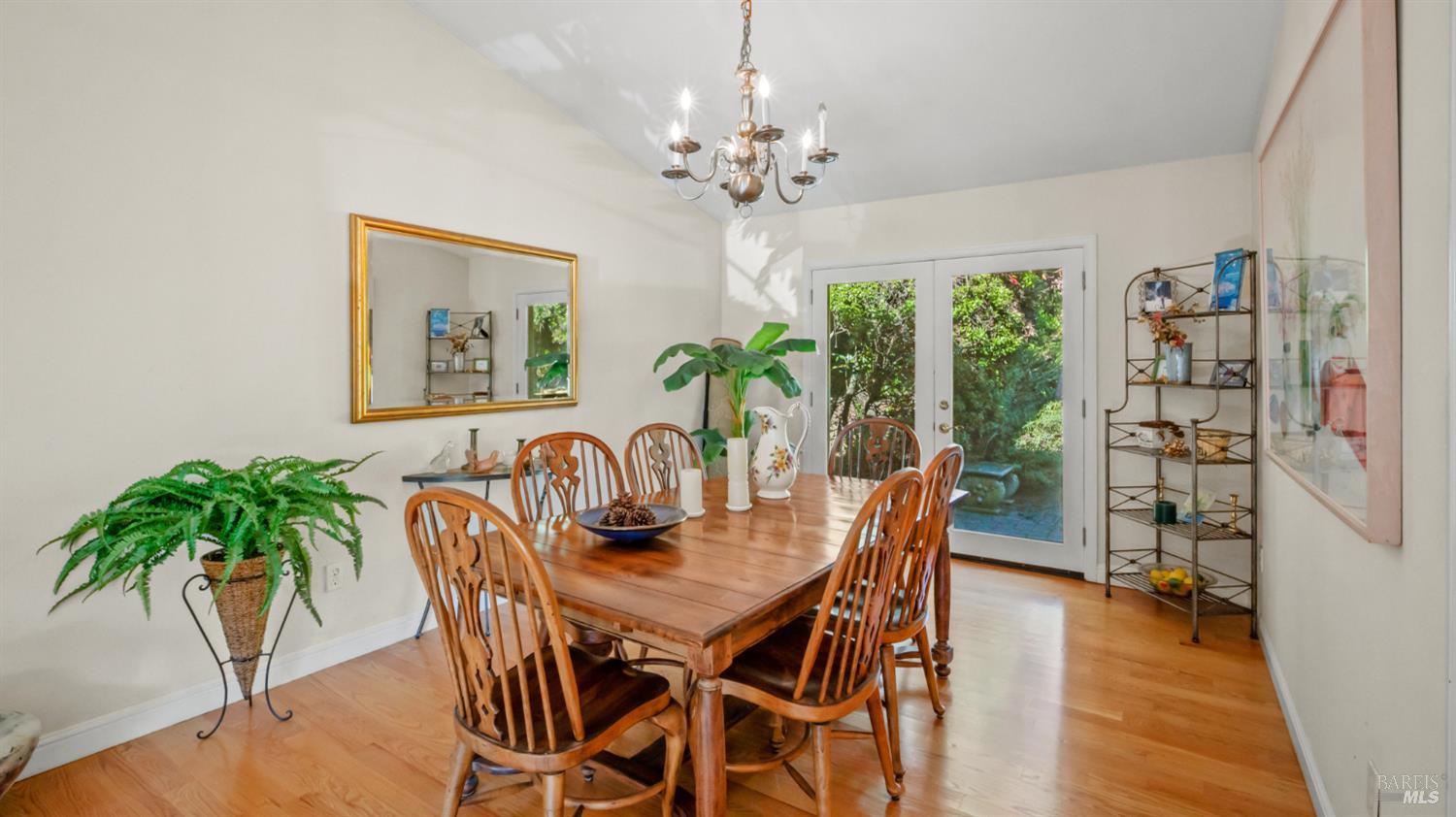 20 Carob Way Novato, CA 94945 - Photo 10 of 39