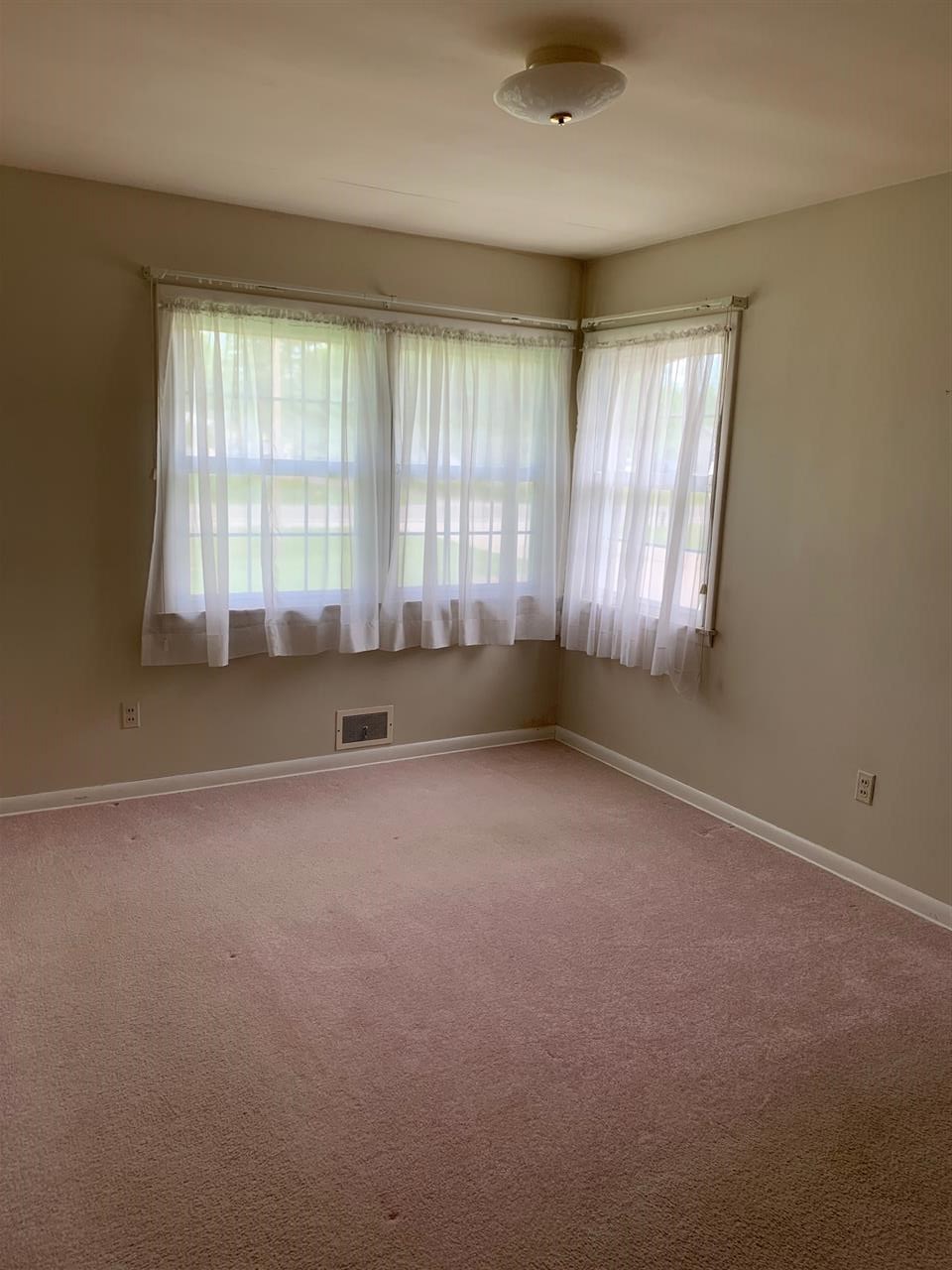 6217 North Linden Road Mount Morris, MI 48458 - Photo 9 of 20