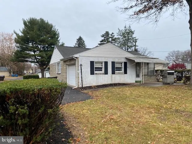 $2,500 | 671 Ridge Street, Lansdale, PA 19446