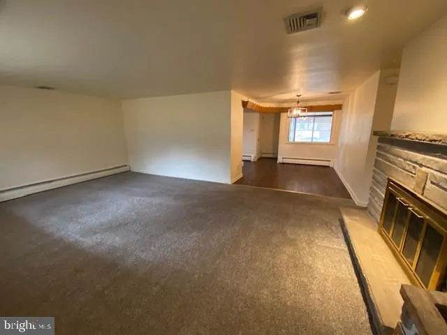 $2,500 | 671 Ridge Street, Lansdale, PA 19446