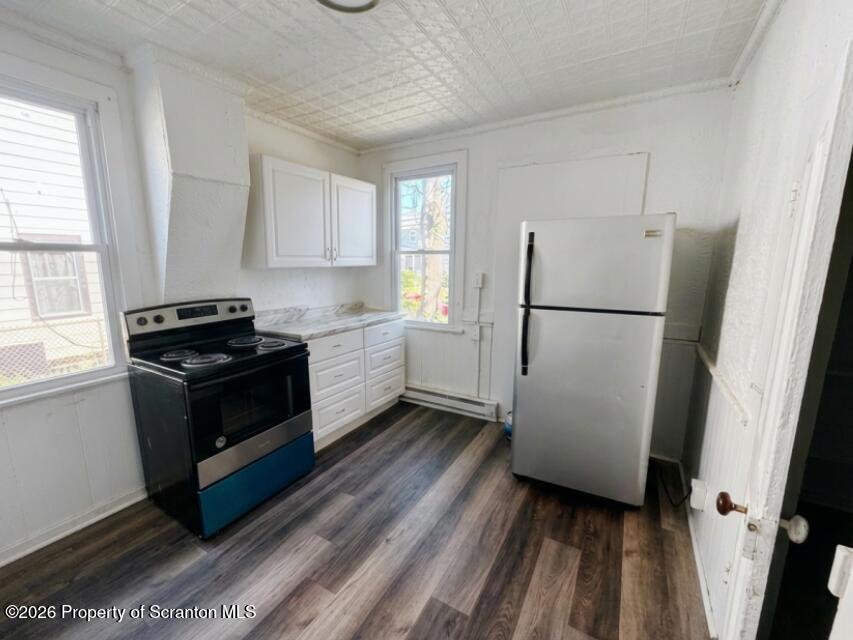 602 Prospect Avenue, Unit RIGHT Scranton, PA 18505 - Photo 3 of 14 Kitchen