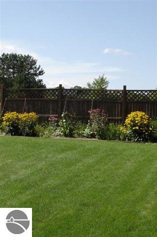 1045 Piccadilly Road Traverse City, MI 49685 - Photo 13 of 18 1722759-12.JPG