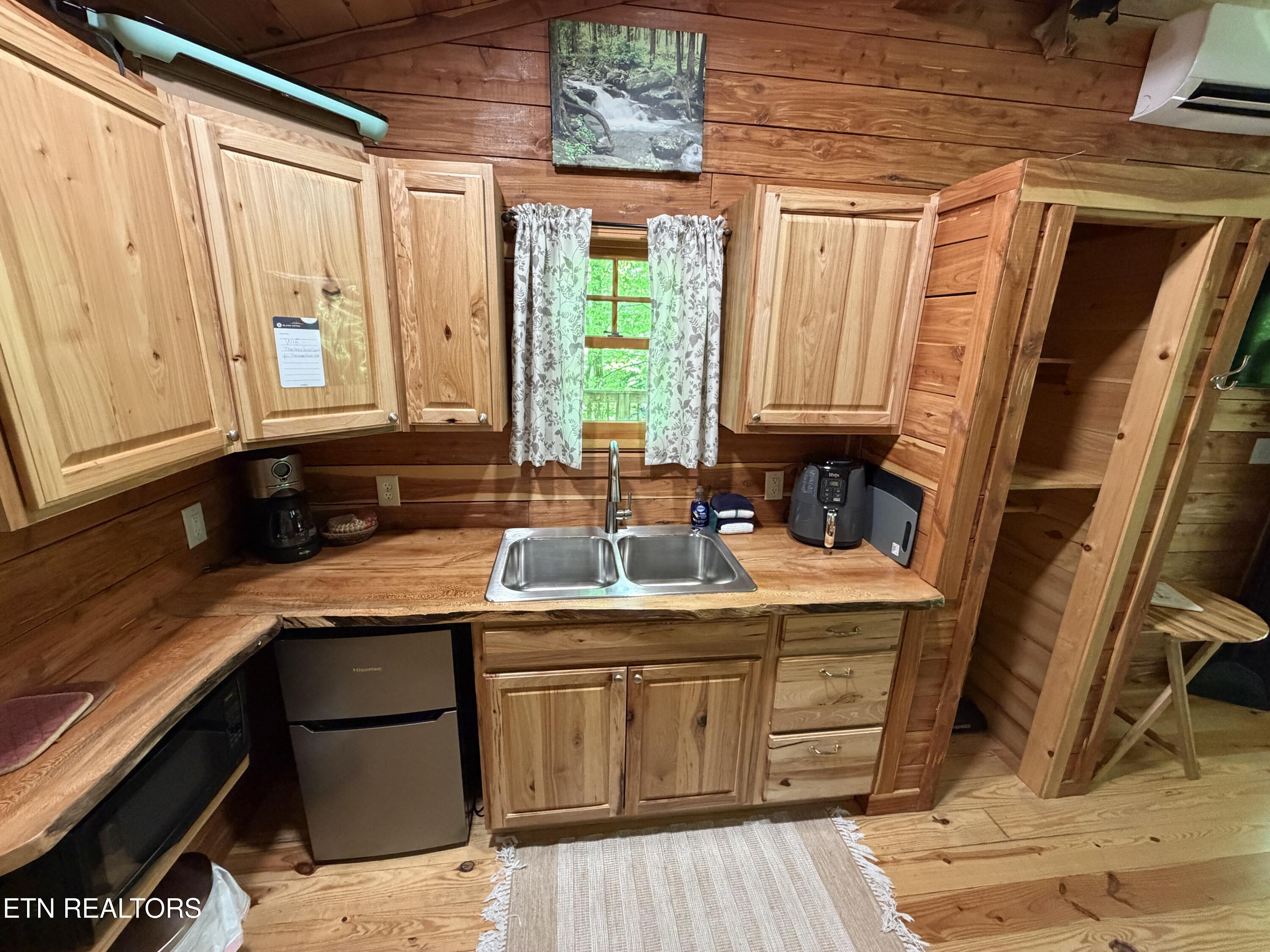 4716 Fred Jennings Road Walland, TN 37886 - Photo 12 of 52 IMG_2755