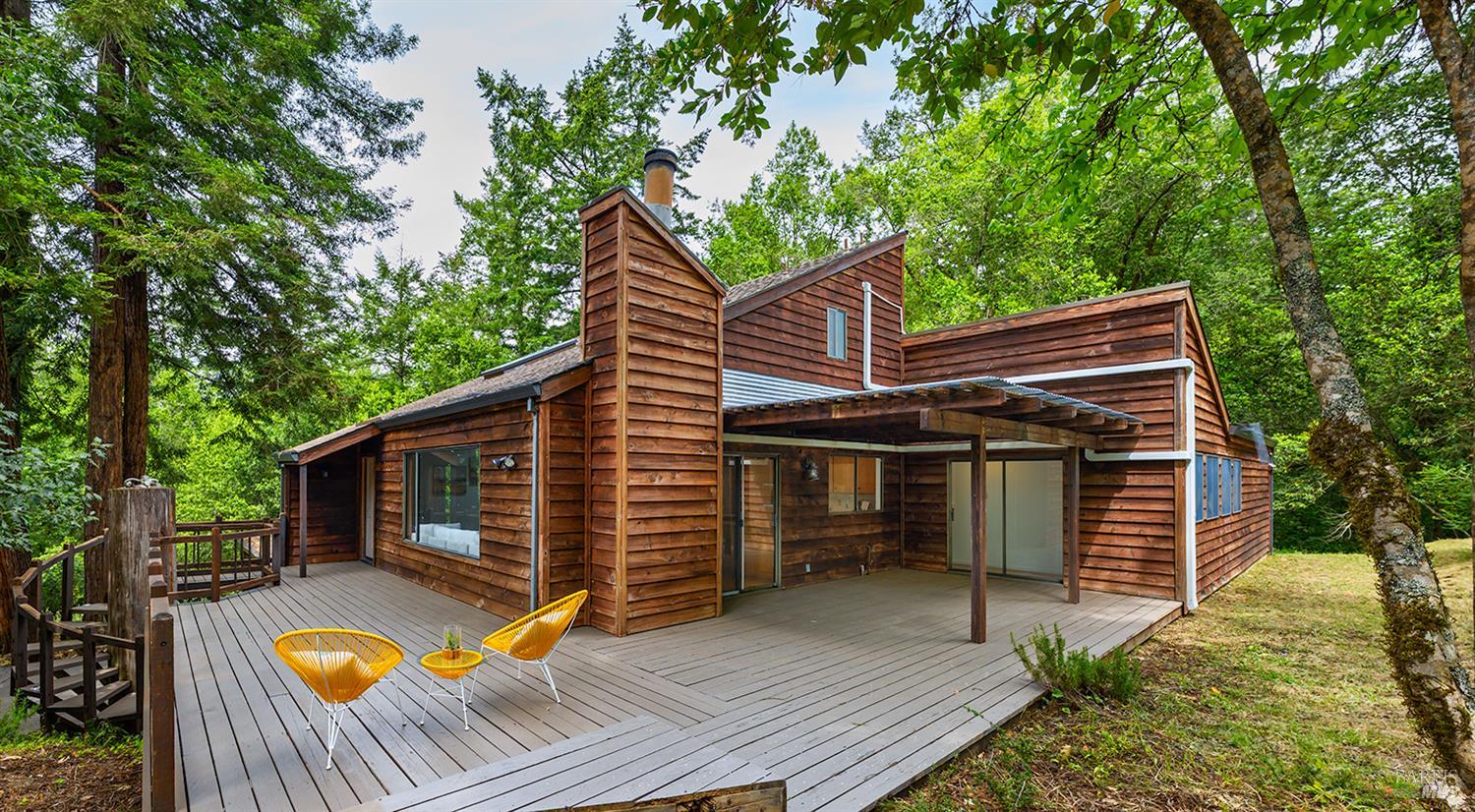 529 Wagnon Road Sebastopol, CA 95472 - Photo 4 of 59