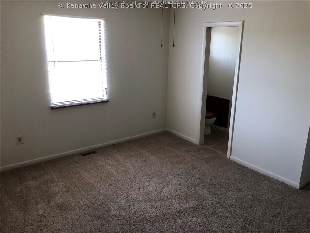 123 Oakwood Road, Unit B2 Charleston, WV 25314 - Photo 11 of 15 Gallery Image 11