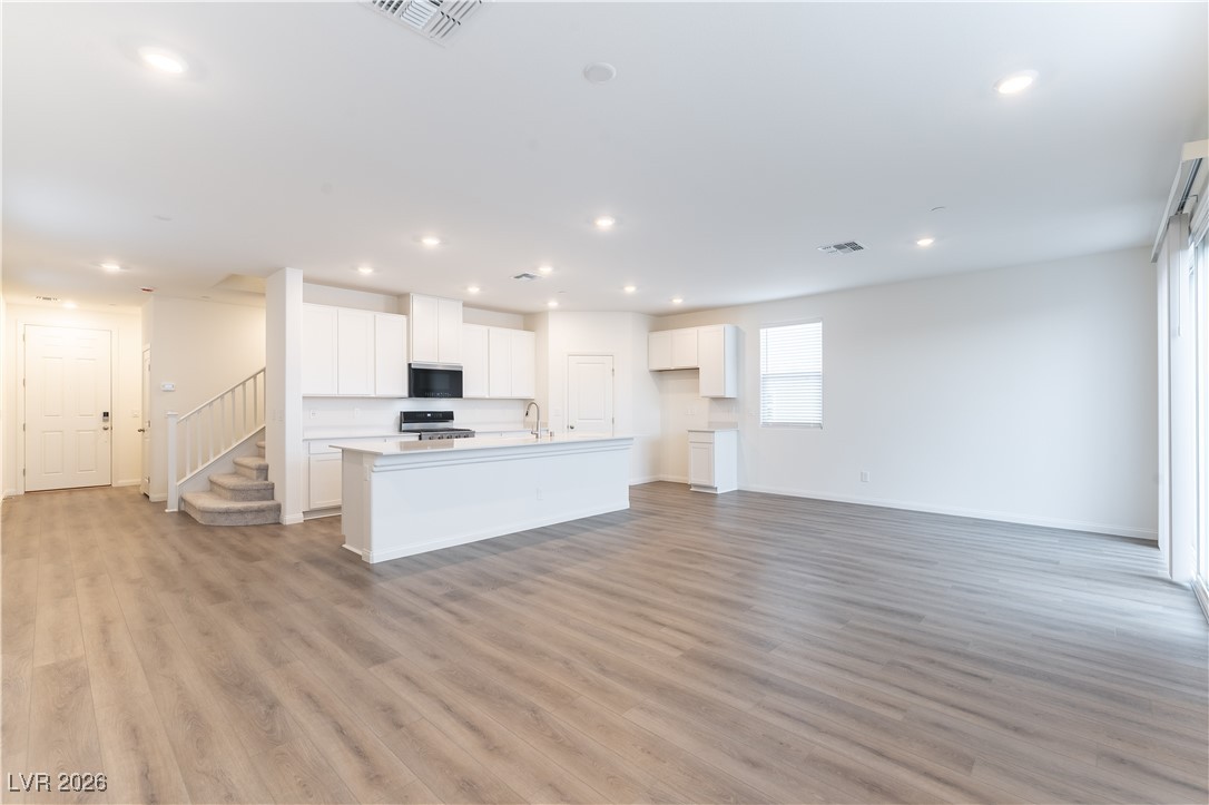 3587 Mascali Avenue Henderson, NV 89044 - Photo 5 of 26