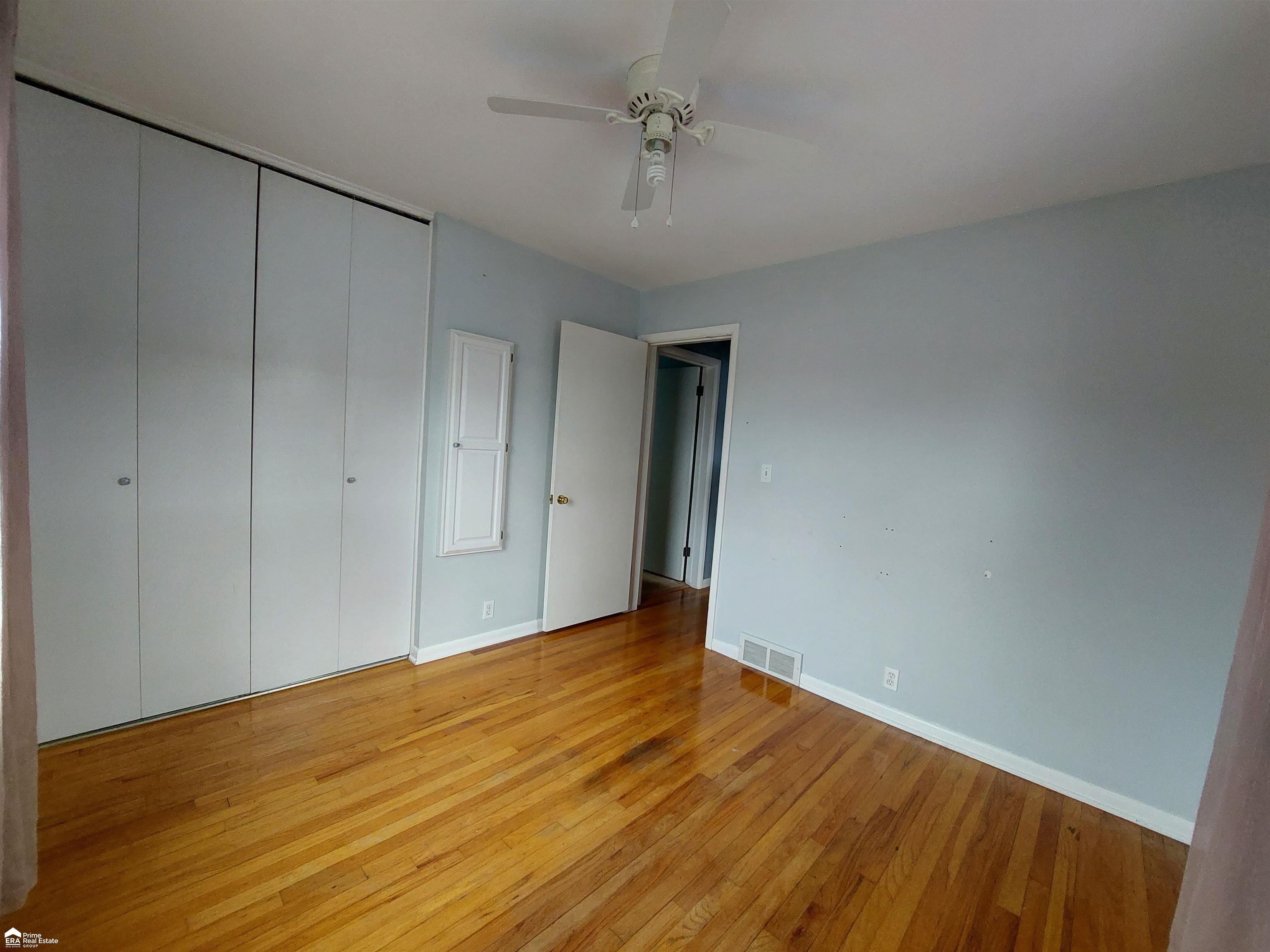 3601 Miller Road Flint, MI 48503 - Photo 16 of 28 50129722-2f465f9c-40f9-4cae-bdc8-4dfe9882e67e.JPG