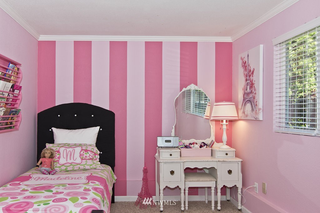 18510 22nd Drive Southeast Bothell, WA 98012 - Photo 13 of 16