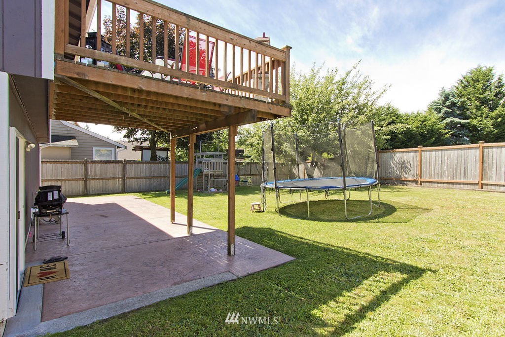 18510 22nd Drive Southeast Bothell, WA 98012 - Photo 15 of 16