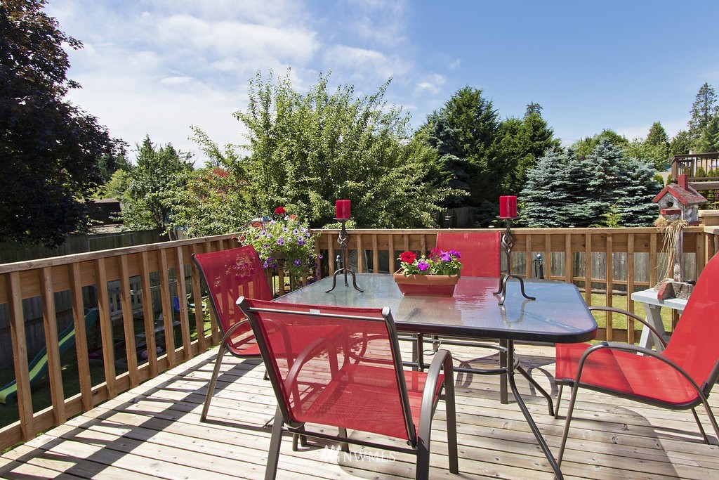 18510 22nd Drive Southeast Bothell, WA 98012 - Photo 7 of 16