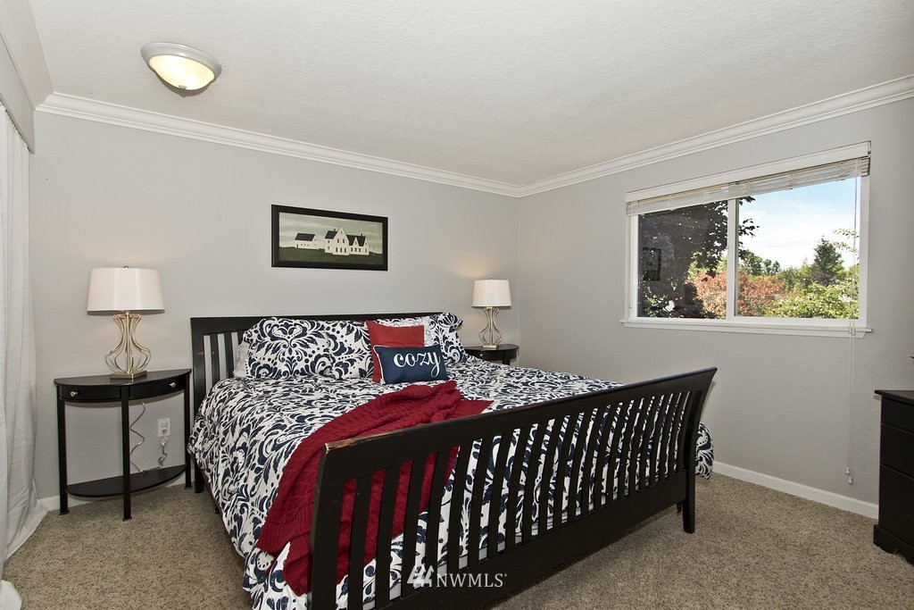 18510 22nd Drive Southeast Bothell, WA 98012 - Photo 9 of 16