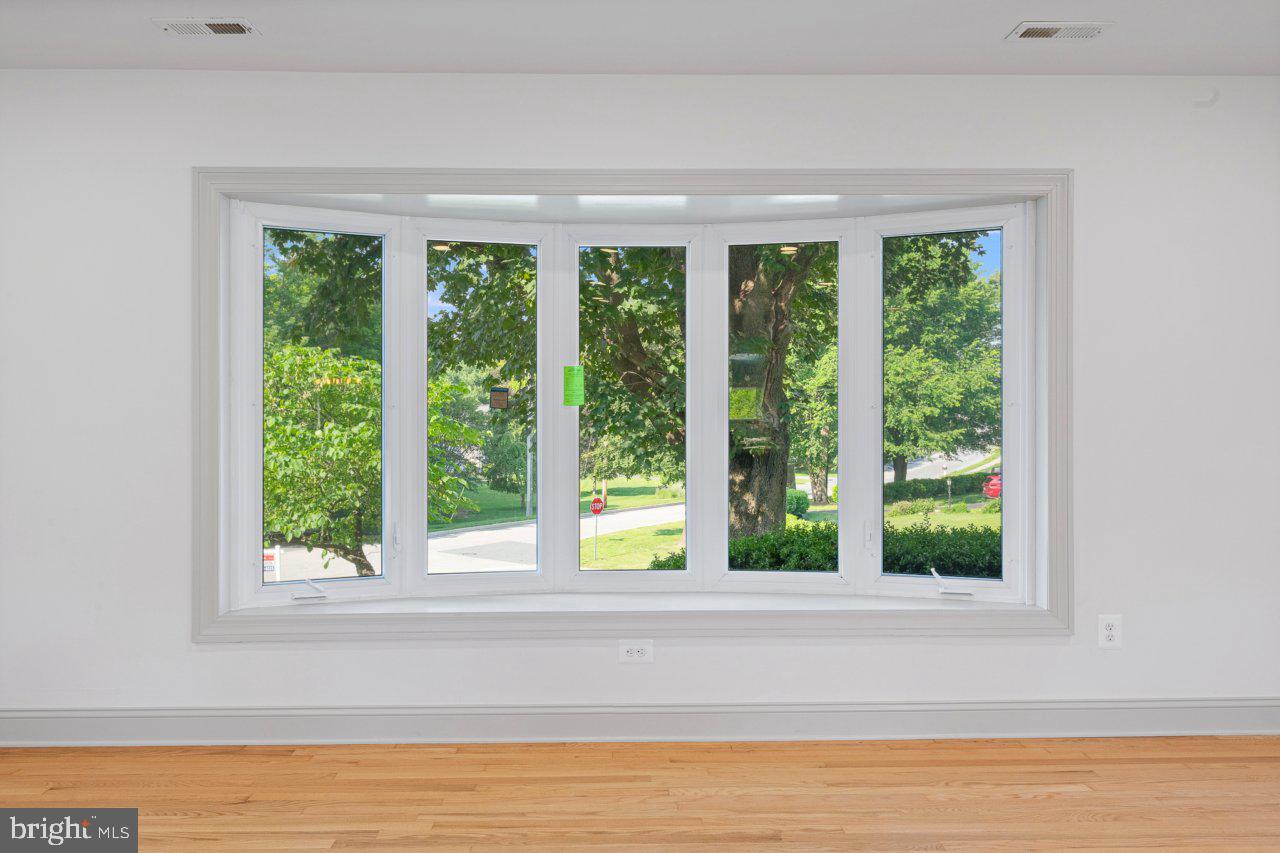 4702 Parkvale Road Ellicott City, MD 21043 - Photo 12 of 39 Living Room Front Bay Window