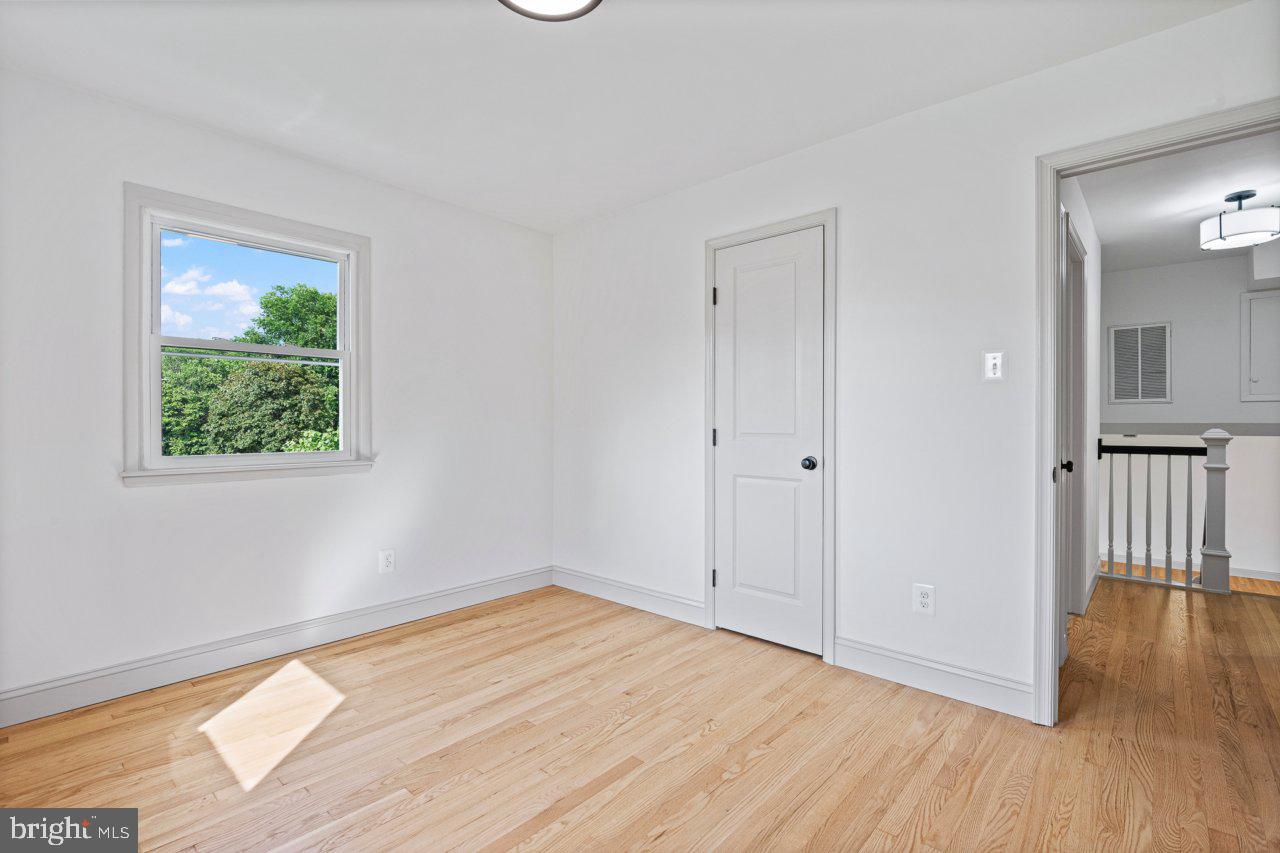4702 Parkvale Road Ellicott City, MD 21043 - Photo 29 of 39 Bed 2 Alt View